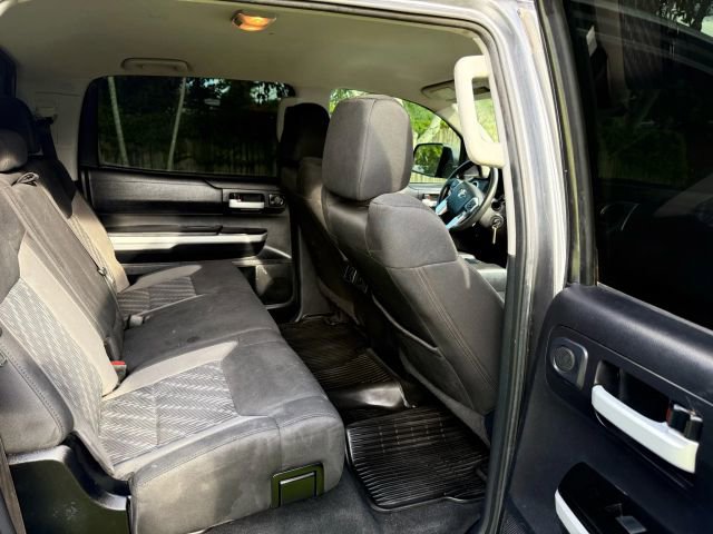 Used 2018 Toyota Tundra SR5 w/ SR5 Upgrade Package image 14