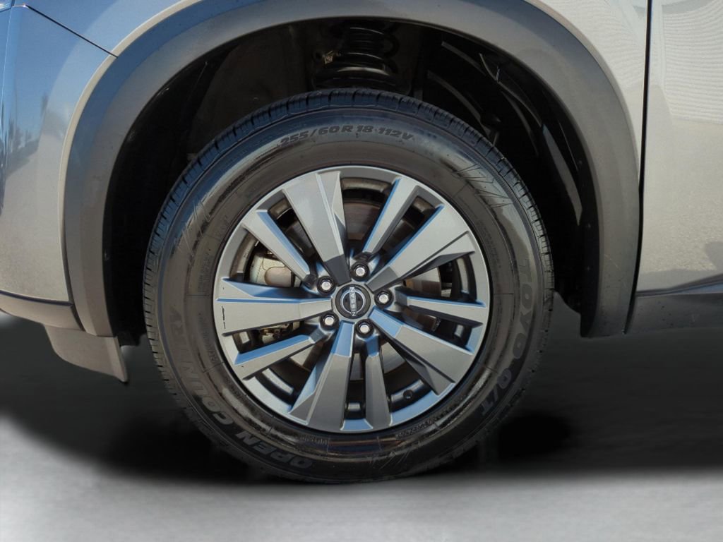 Certified 2022 Nissan Pathfinder SV w/ SV Premium Package AWD/4WD image 26