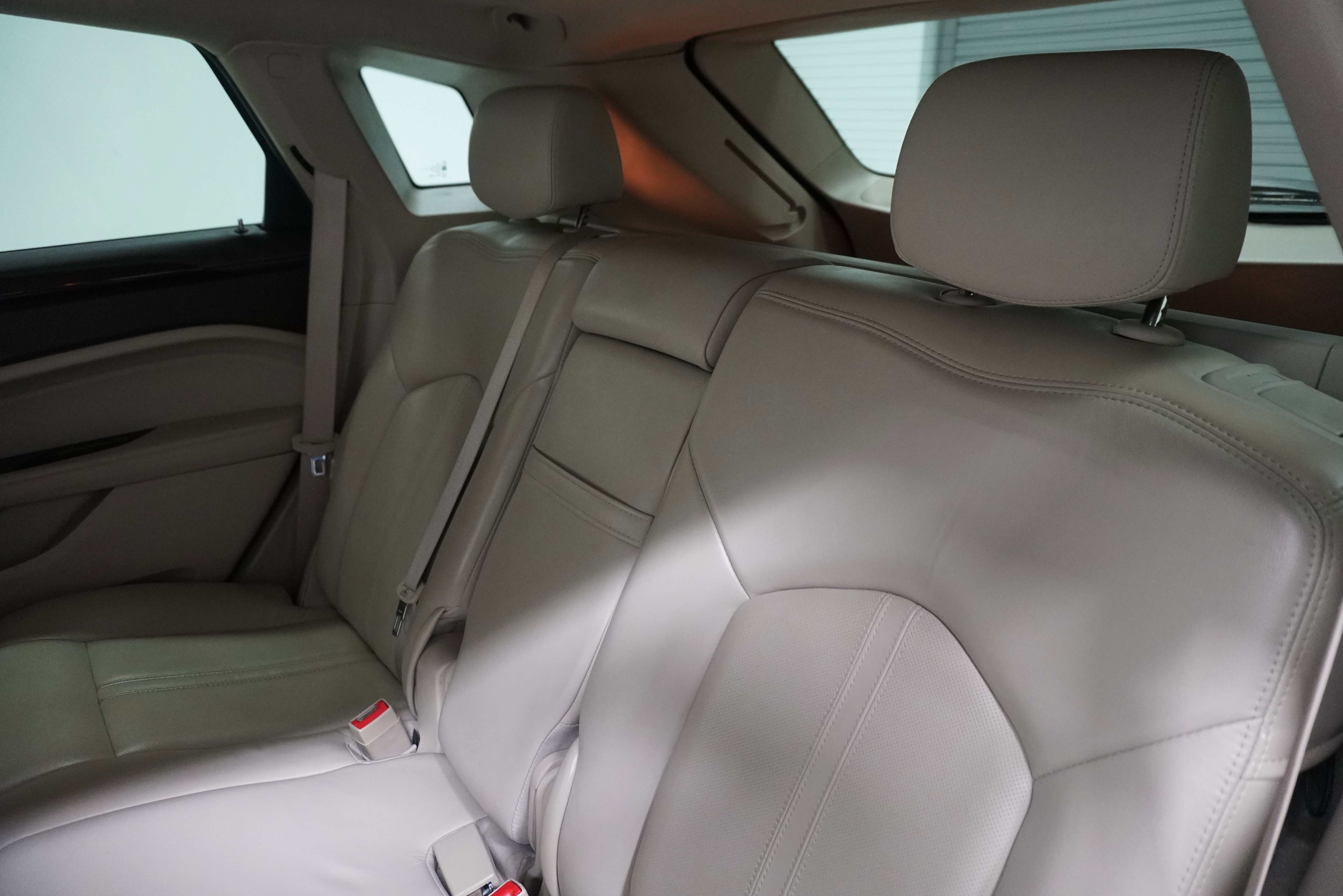 Used 2014 Cadillac SRX Premium image 12