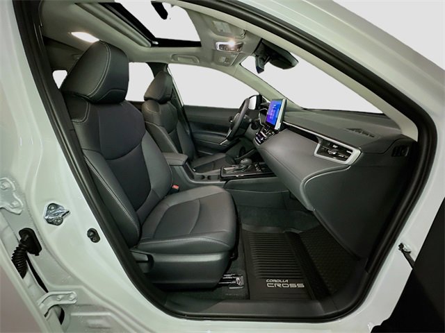 New 2026 Toyota Corolla Cross XLE image 32
