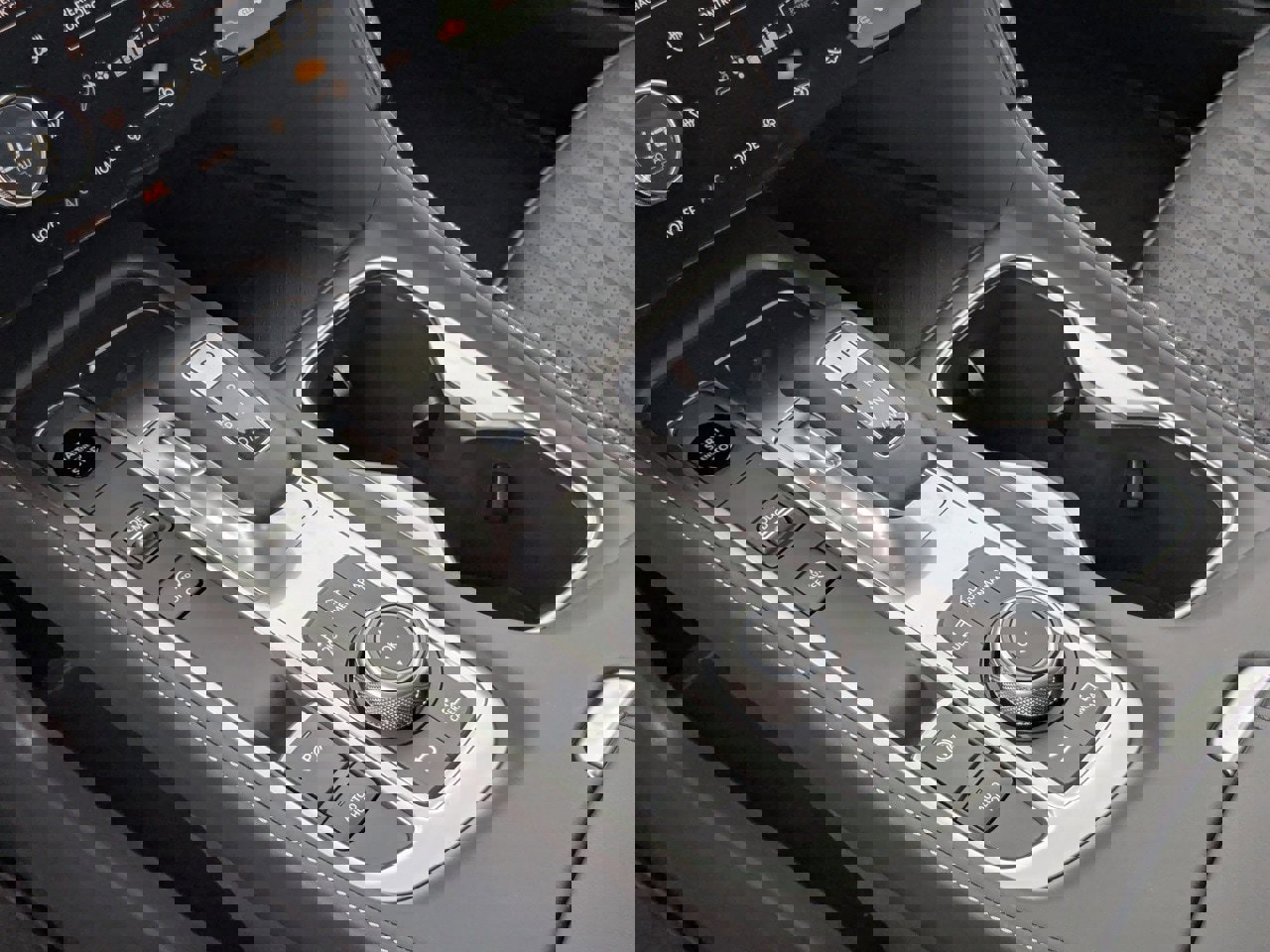 New 2026 INFINITI QX60 Autograph image 18