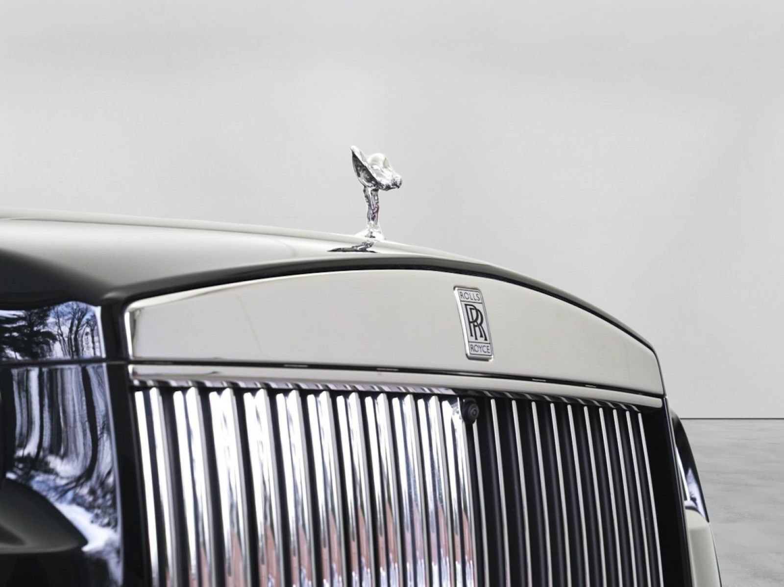 Certified 2025 Rolls-Royce Cullinan AWD/4WD image 6