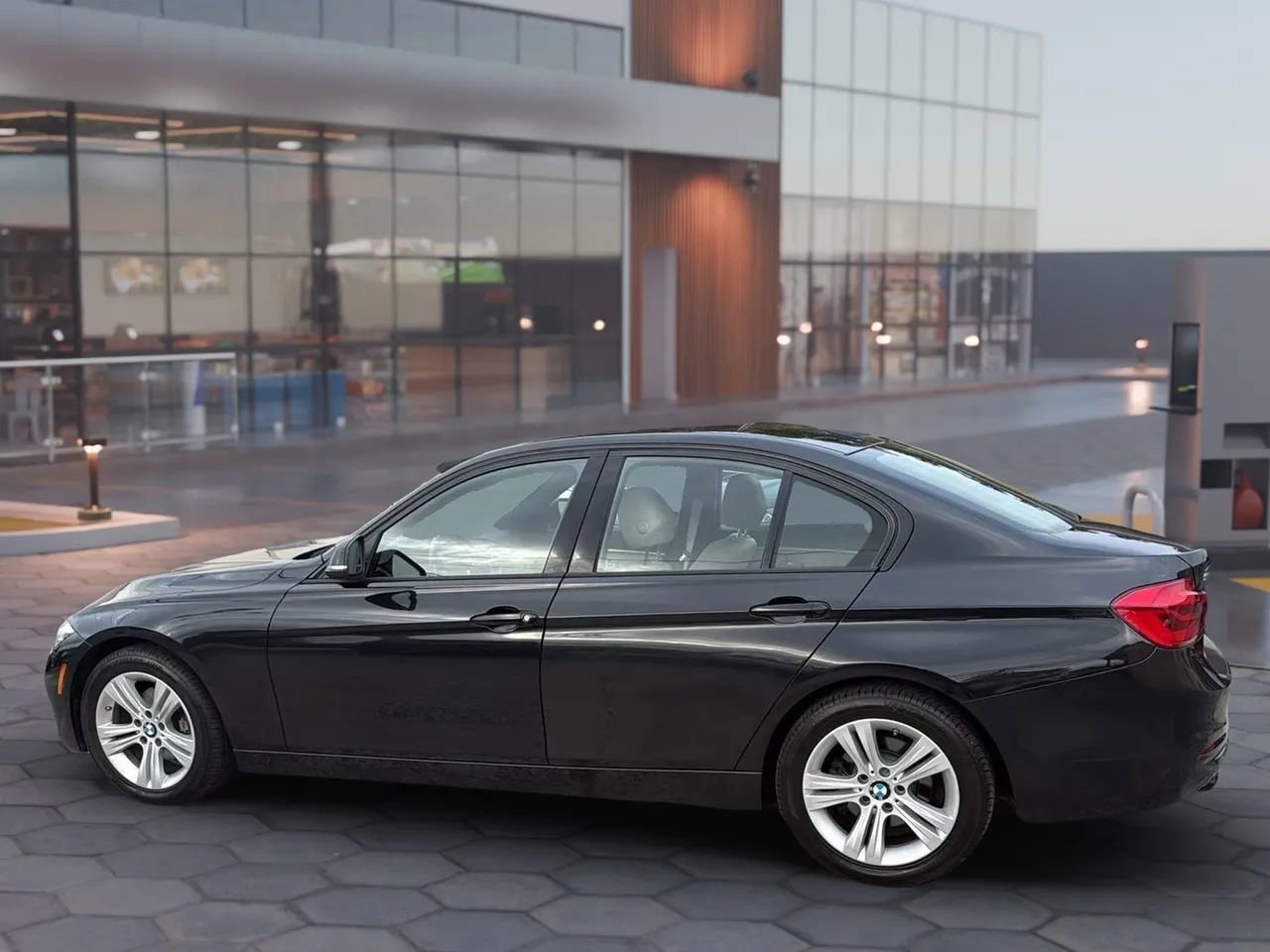 Used 2016 BMW 328i Sedan image 5