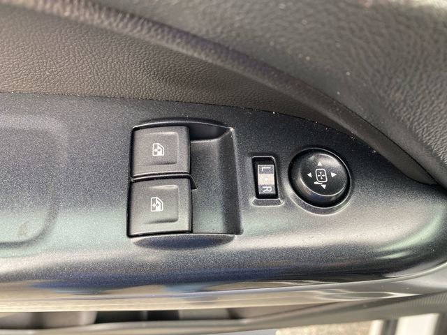 Used 2022 Chevrolet Colorado LT w/ Fleet Safety Package image 17