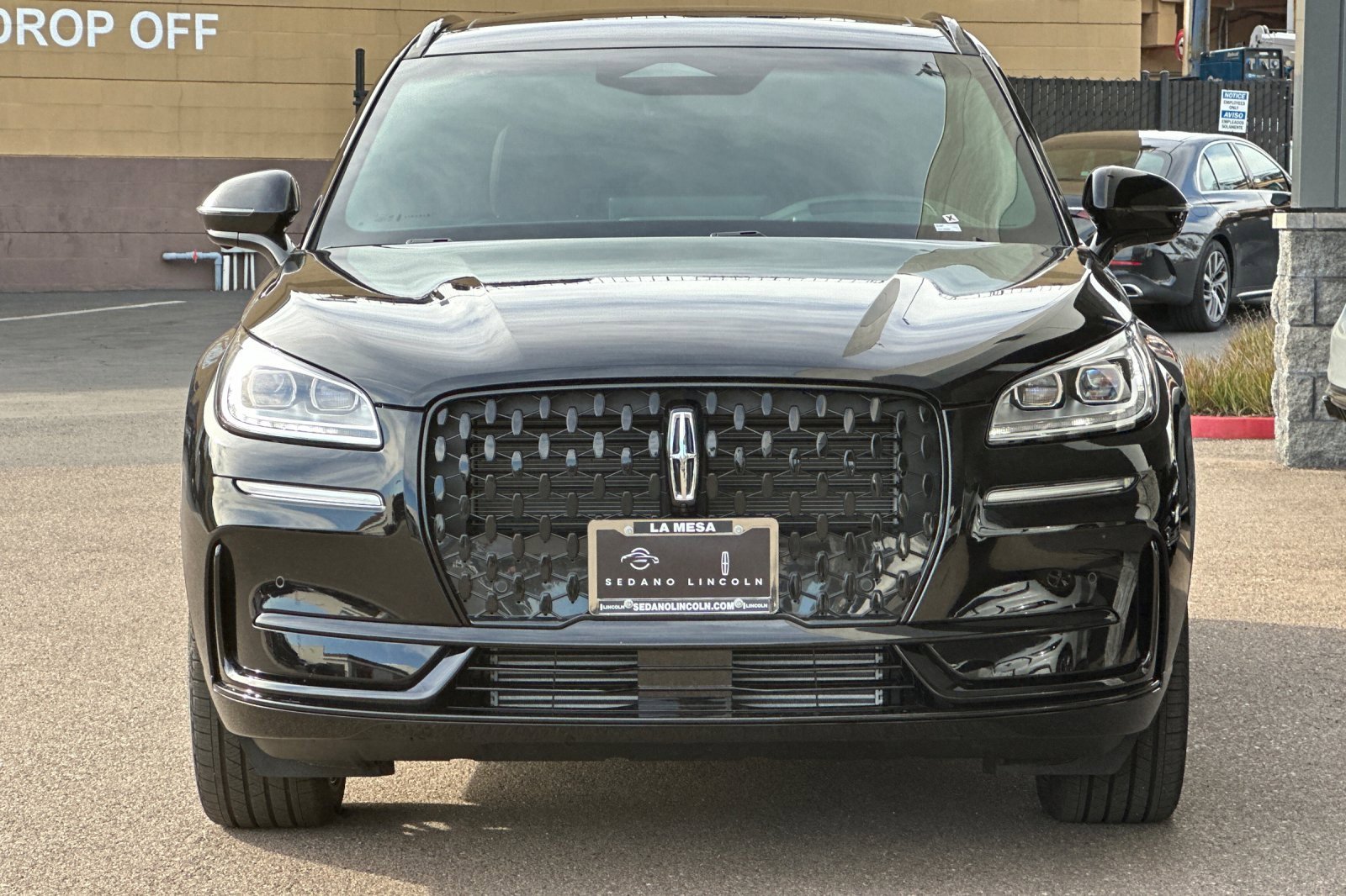 New 2025 Lincoln Corsair Reserve w/ Equipment Group 202A image 8