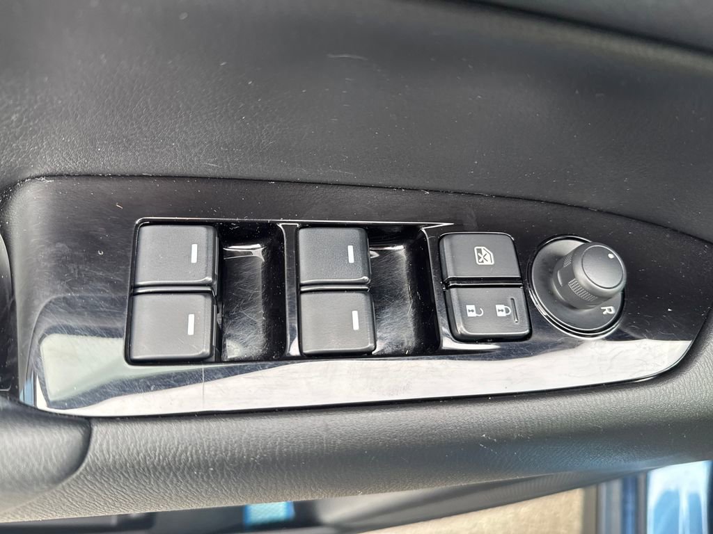 Used 2020 MAZDA CX-5 Touring FWD image 12