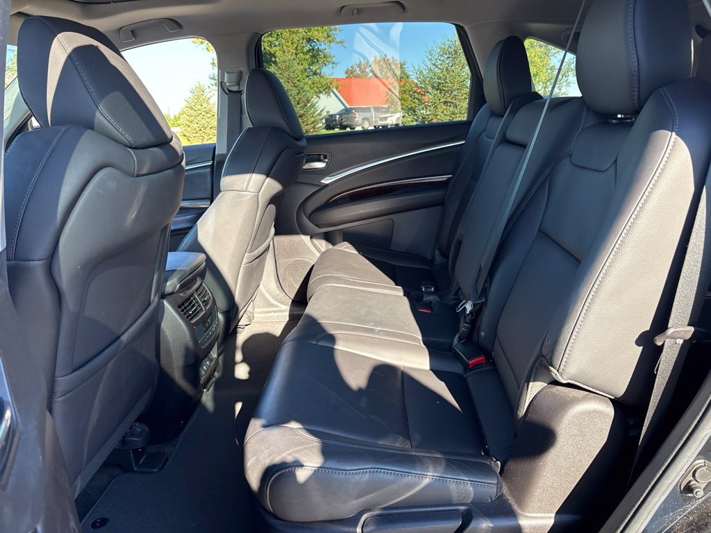 Used 2018 Acura MDX w/ Technology Package FWD image 11