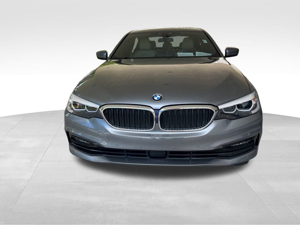 Used 2018 BMW 530e xDrive image 11