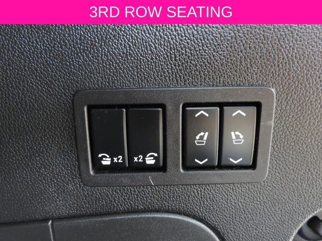 Used 2018 Chevrolet Tahoe LT w/ Luxury Package AWD/4WD image 17