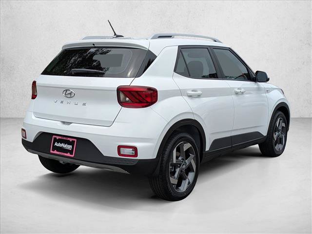New 2026 Hyundai Venue SEL FWD image 2