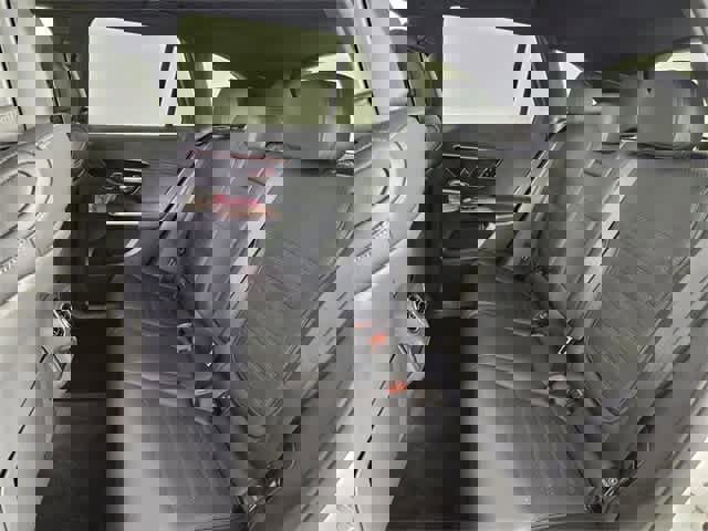 Used 2025 Mercedes-Benz GLC 350e 4MATIC image 20