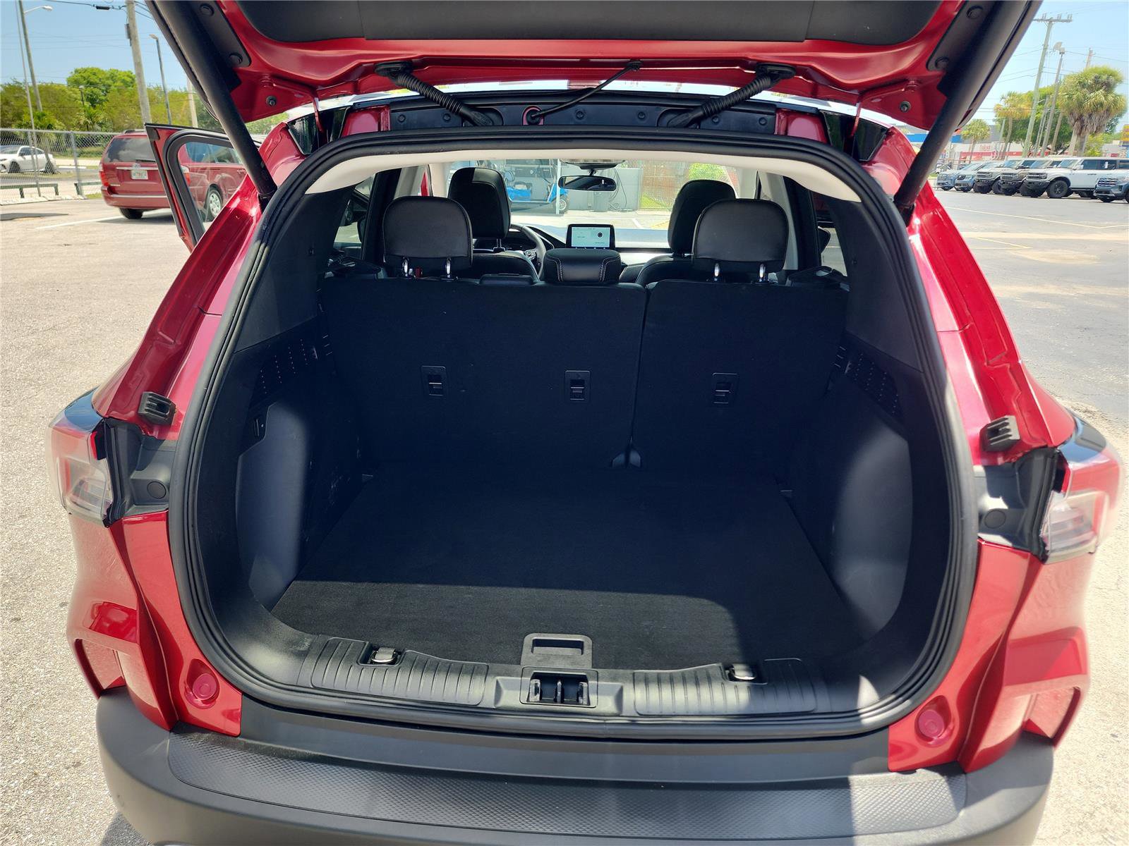 Used 2022 Ford Escape SEL FWD image 23