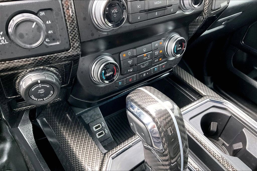 Used 2019 Ford F150 Lariat w/ Equipment Group 502A Luxury AWD/4WD image 25