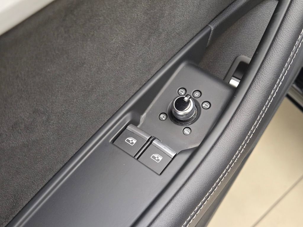 Used 2021 Audi S5 Premium Plus w/ Premium Plus image 37