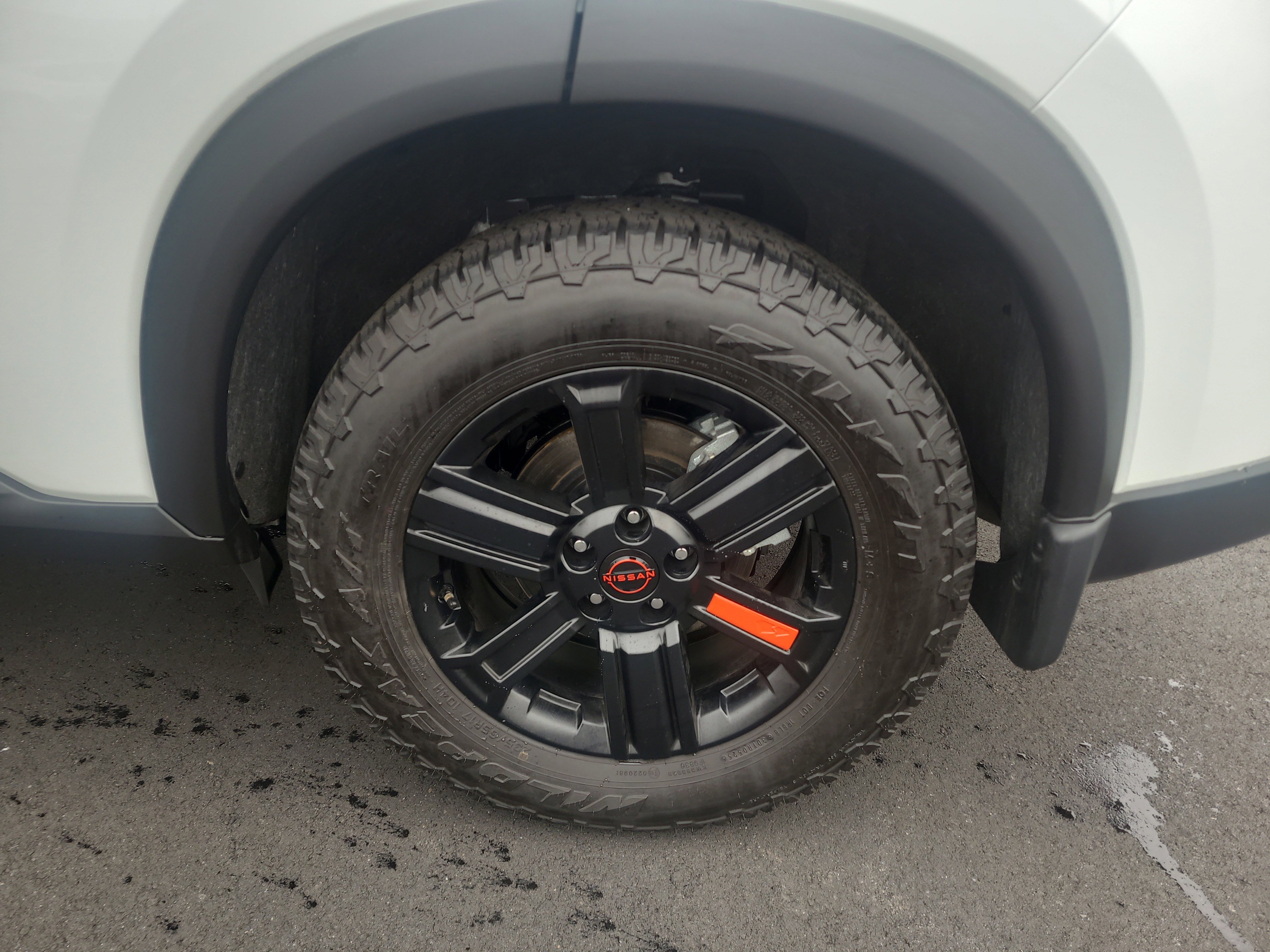 Used 2026 Nissan Rogue SV image 11