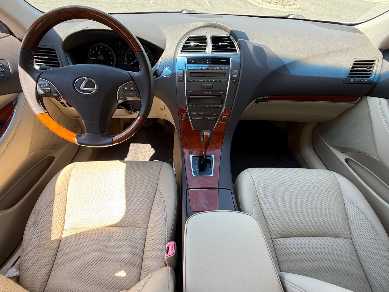 Used 2010 Lexus ES 350 Premium FWD image 9