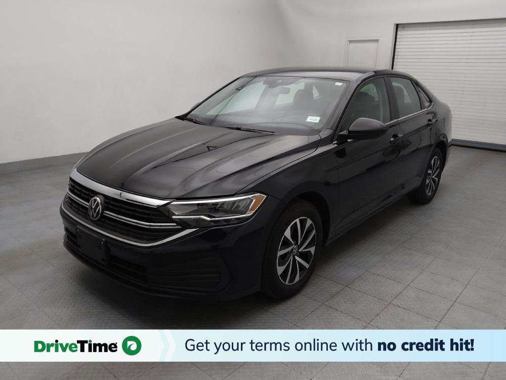 Used 2024 Volkswagen Jetta S image 1