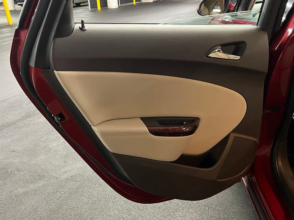 Used 2013 Buick Verano Leather FWD image 21
