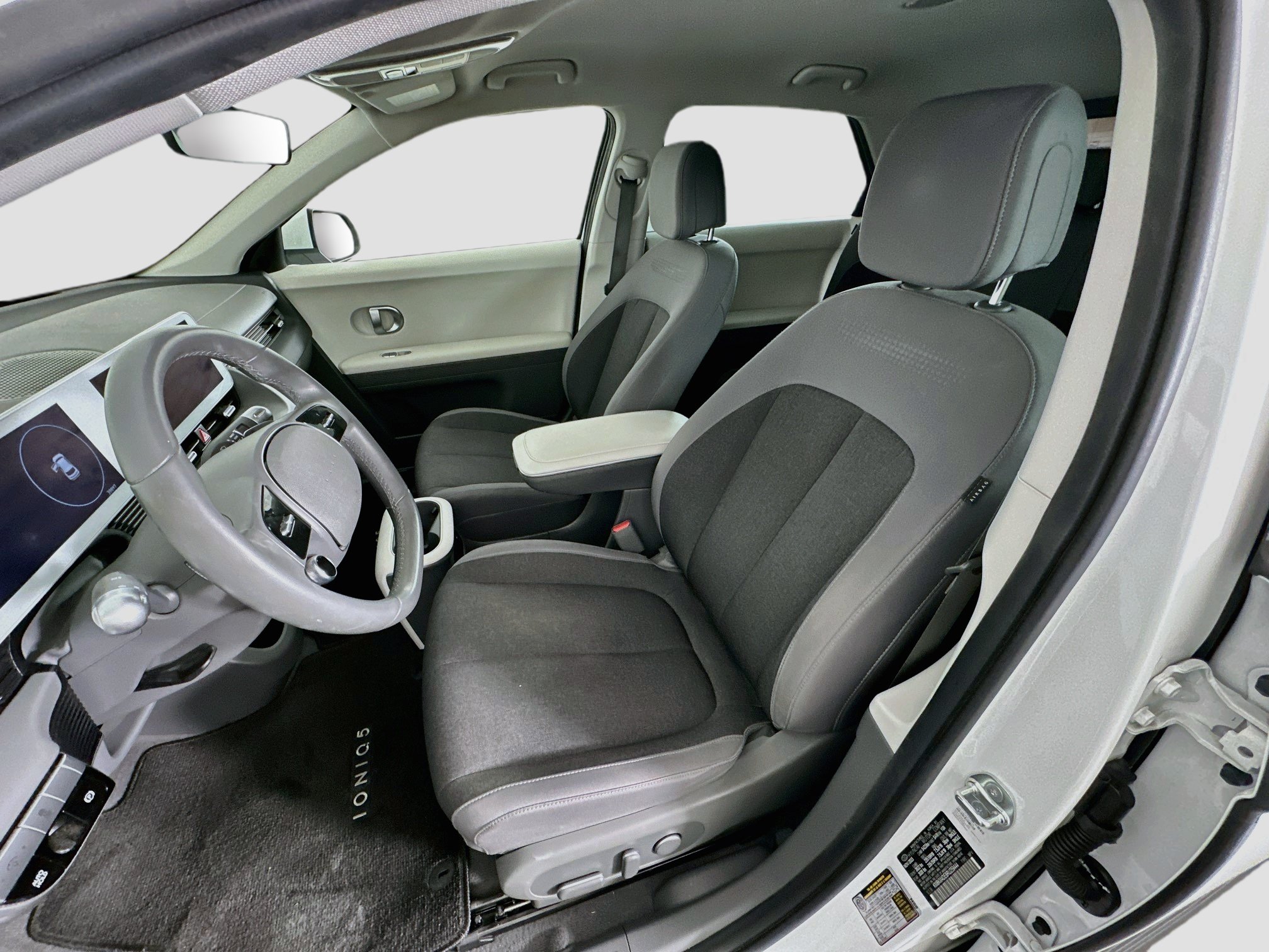 Used 2024 Hyundai Ioniq 5 SE RWD image 13