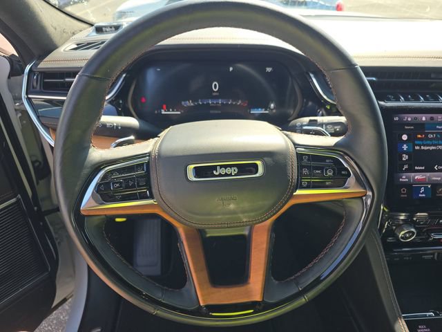 Used 2022 Jeep Grand Cherokee Summit AWD/4WD image 24