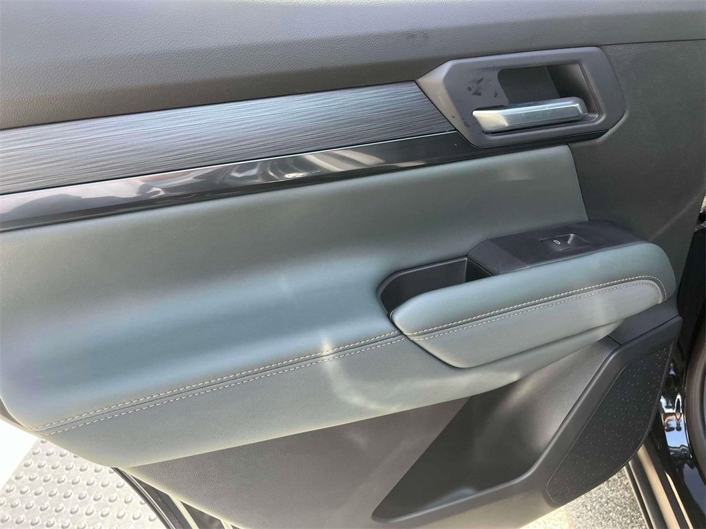 New 2026 GMC Terrain AT4 w/ Convenience Package III image 15