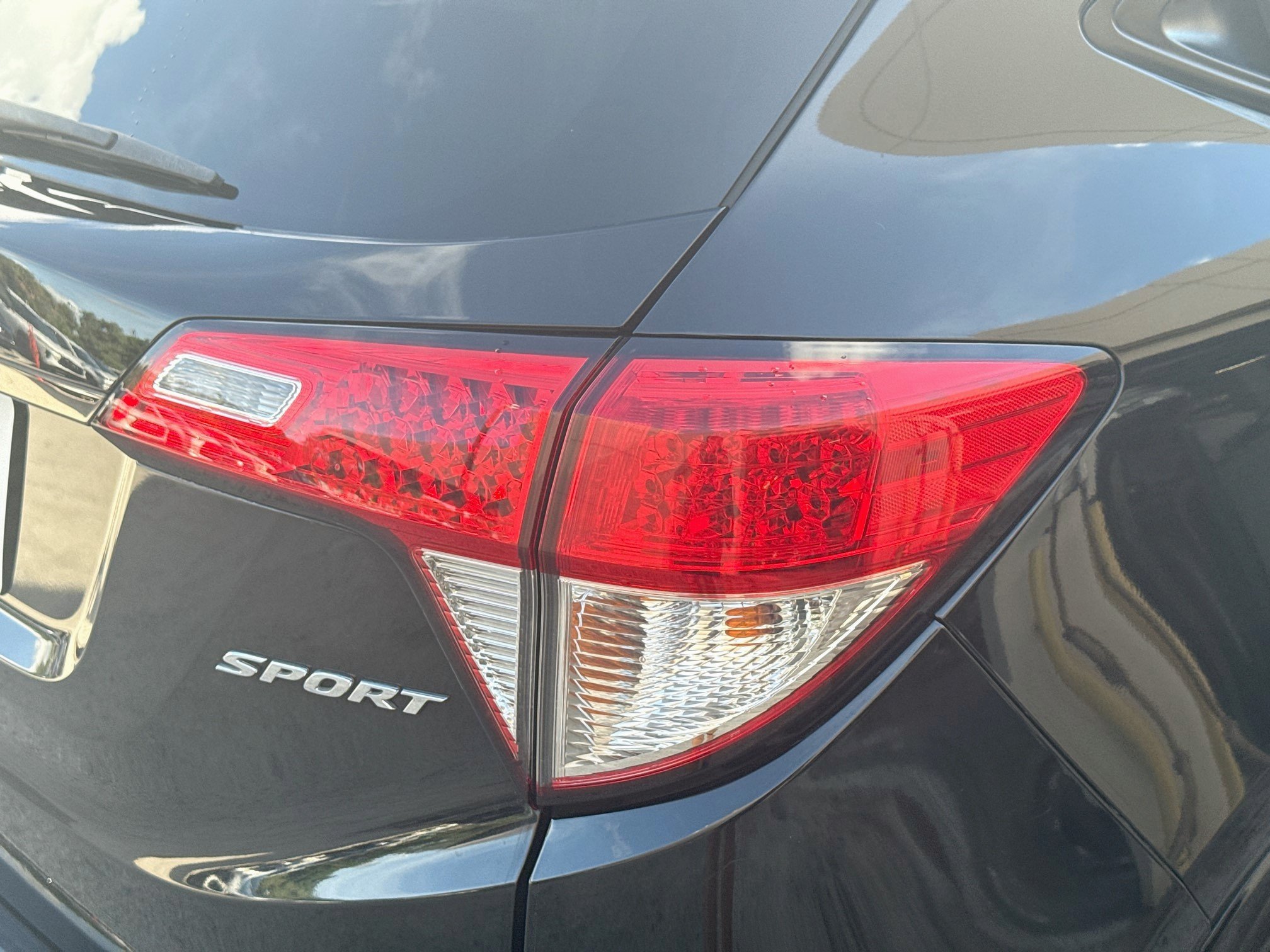 Used 2021 Honda HR-V Sport image 26