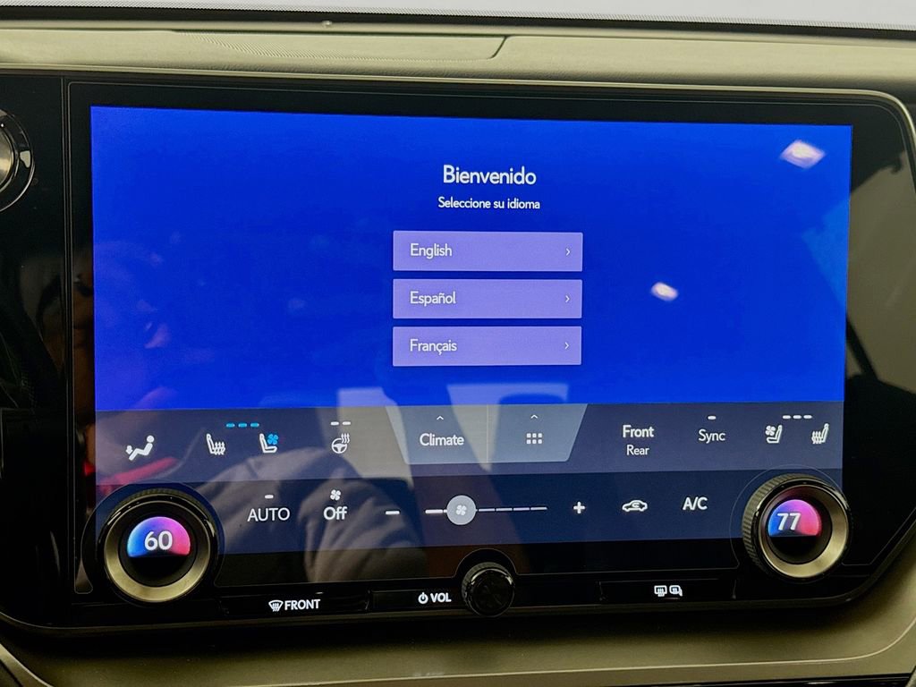 Used 2026 Lexus TX 500h AWD w/ Technology Package image 15