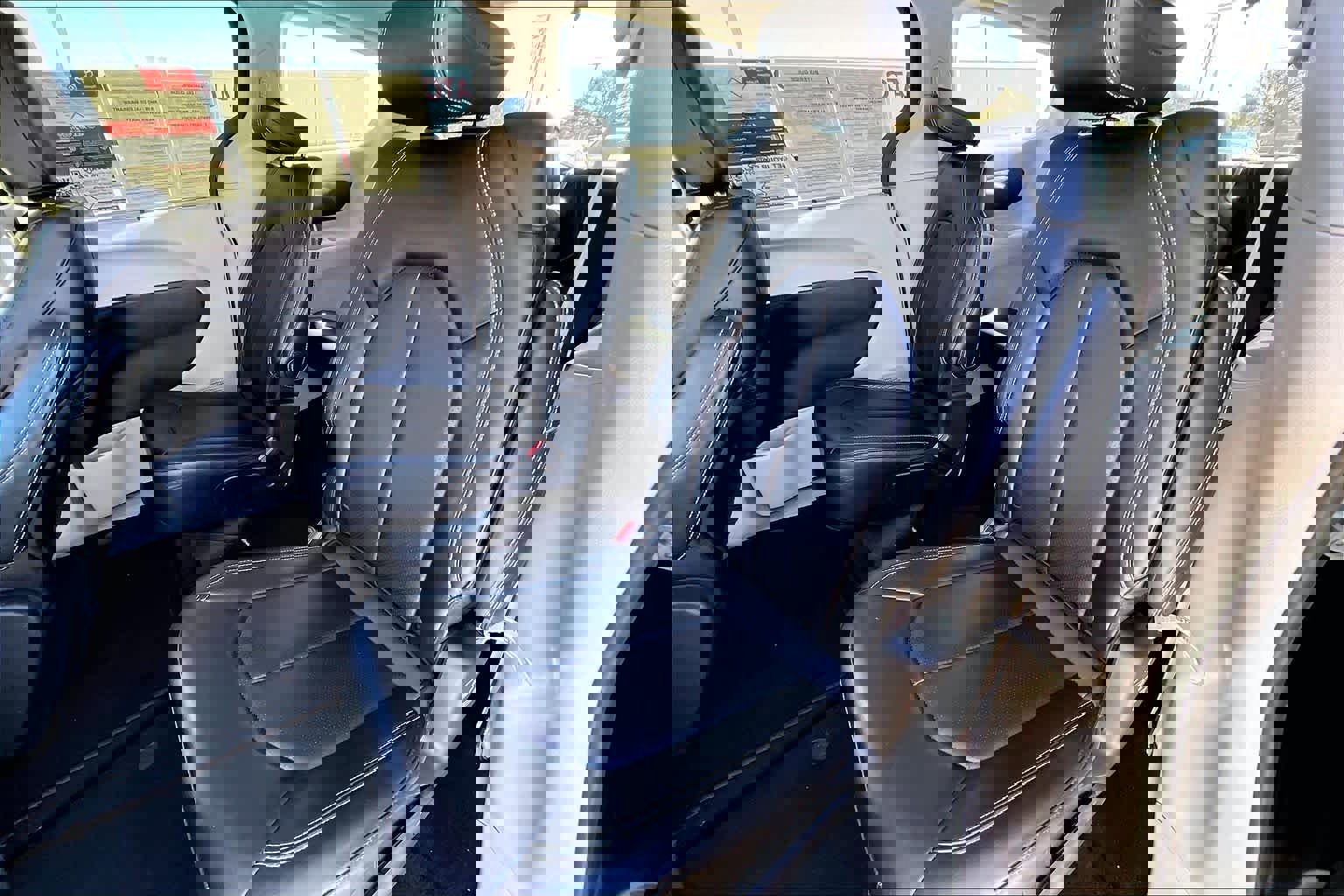 Used 2023 Chrysler Pacifica Touring-L image 20