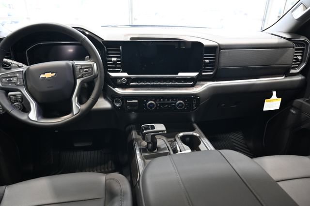 New 2026 Chevrolet Silverado 1500 LTZ AWD/4WD image 15