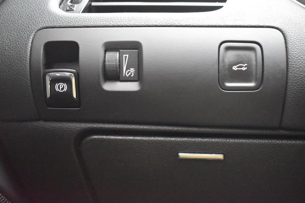 Used 2020 Chevrolet Impala LT FWD image 16