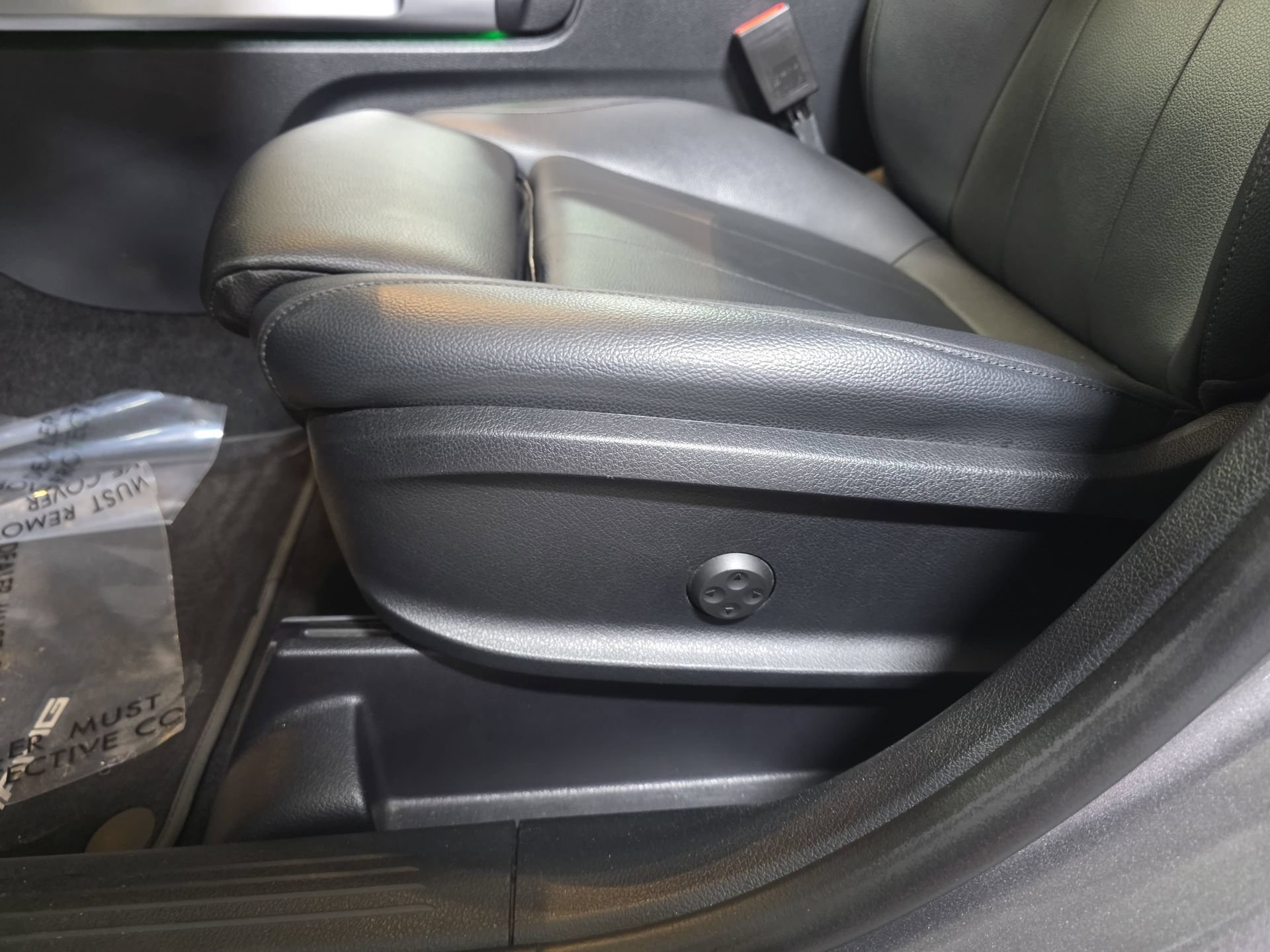 Used 2021 Mercedes-Benz GLB 250 image 28