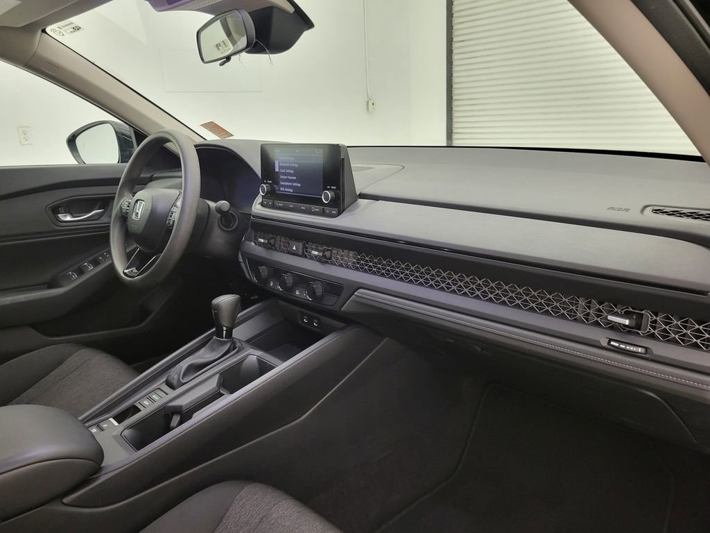 Used 2024 Honda Accord EX image 22