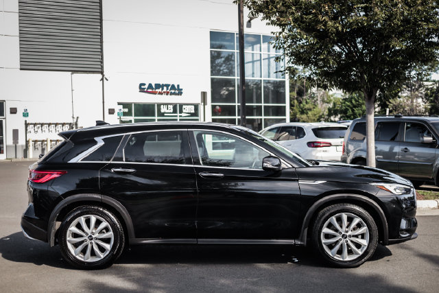 Used 2019 INFINITI QX50 Essential w/ Premium Audio Package AWD/4WD image 8