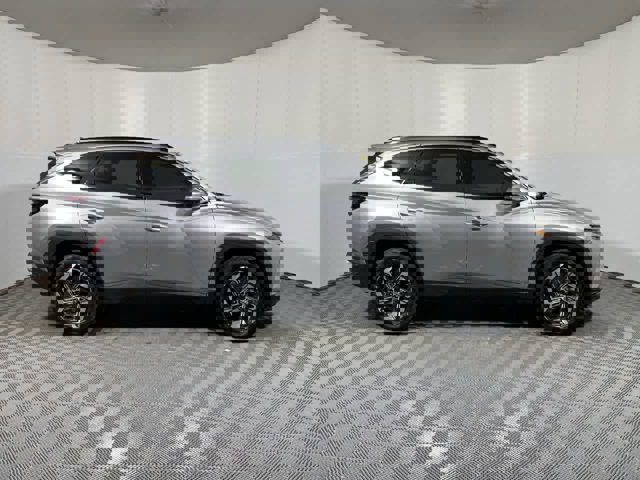 Used 2024 Hyundai Tucson Limited image 8