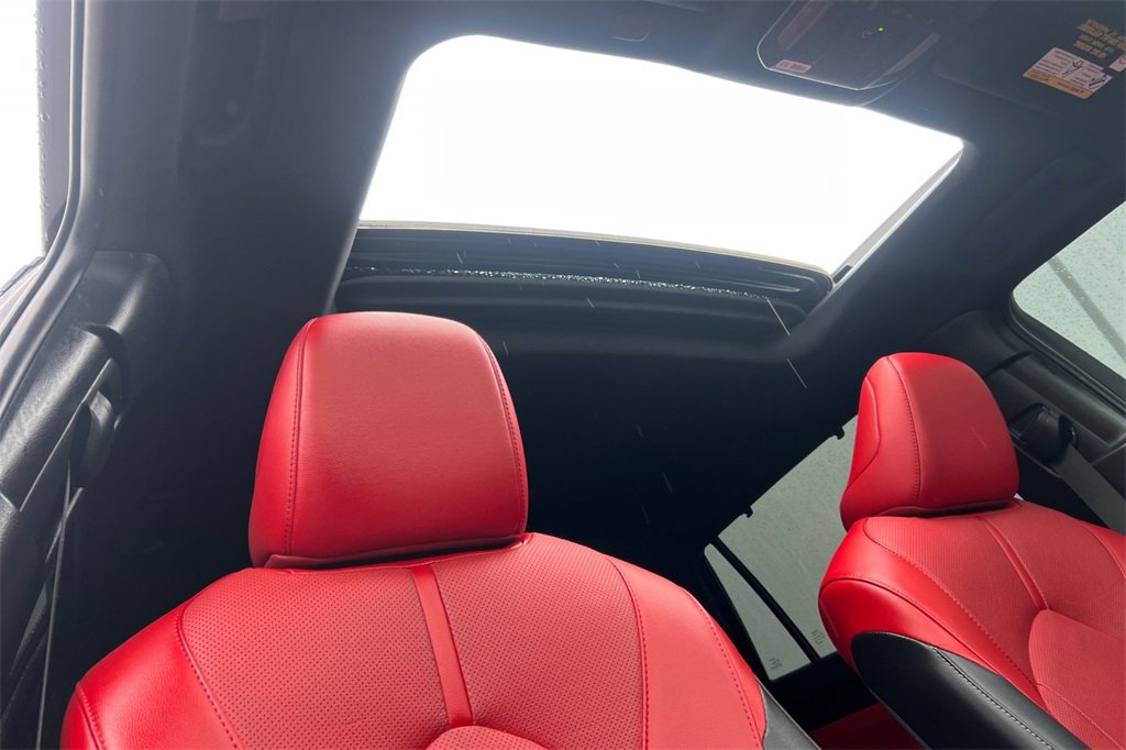 Certified 2024 Toyota Highlander XSE image 19