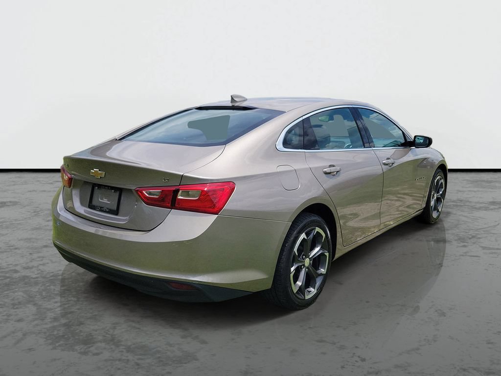 Used 2023 Chevrolet Malibu LT FWD image 2