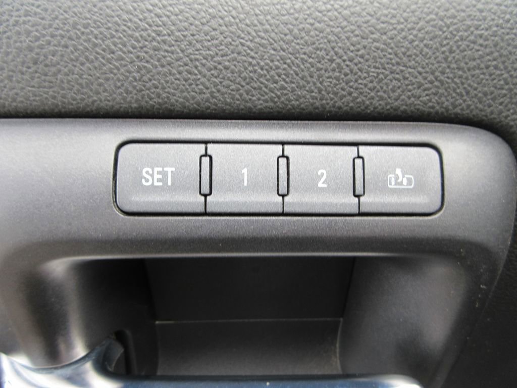 Used 2018 Chevrolet Silverado 2500 LTZ w/ Duramax Plus Package AWD/4WD image 27