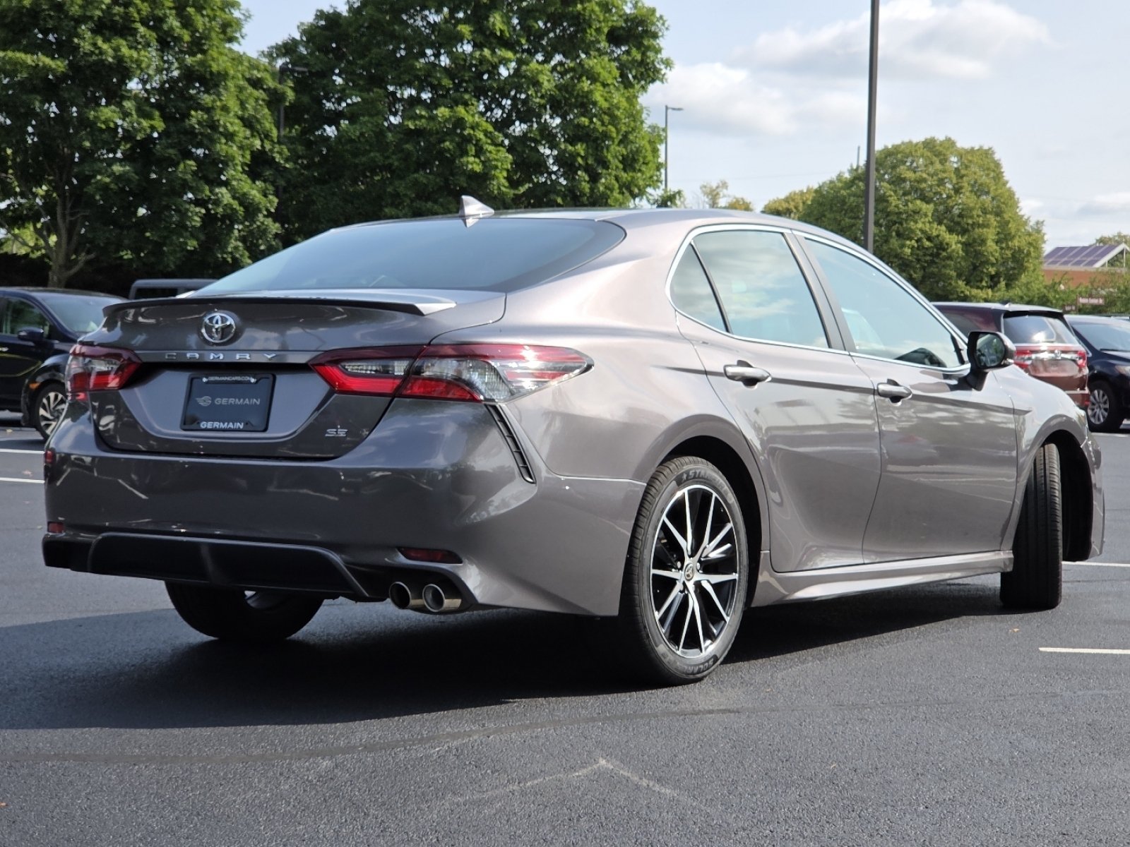 Used 2023 Toyota Camry SE FWD image 21