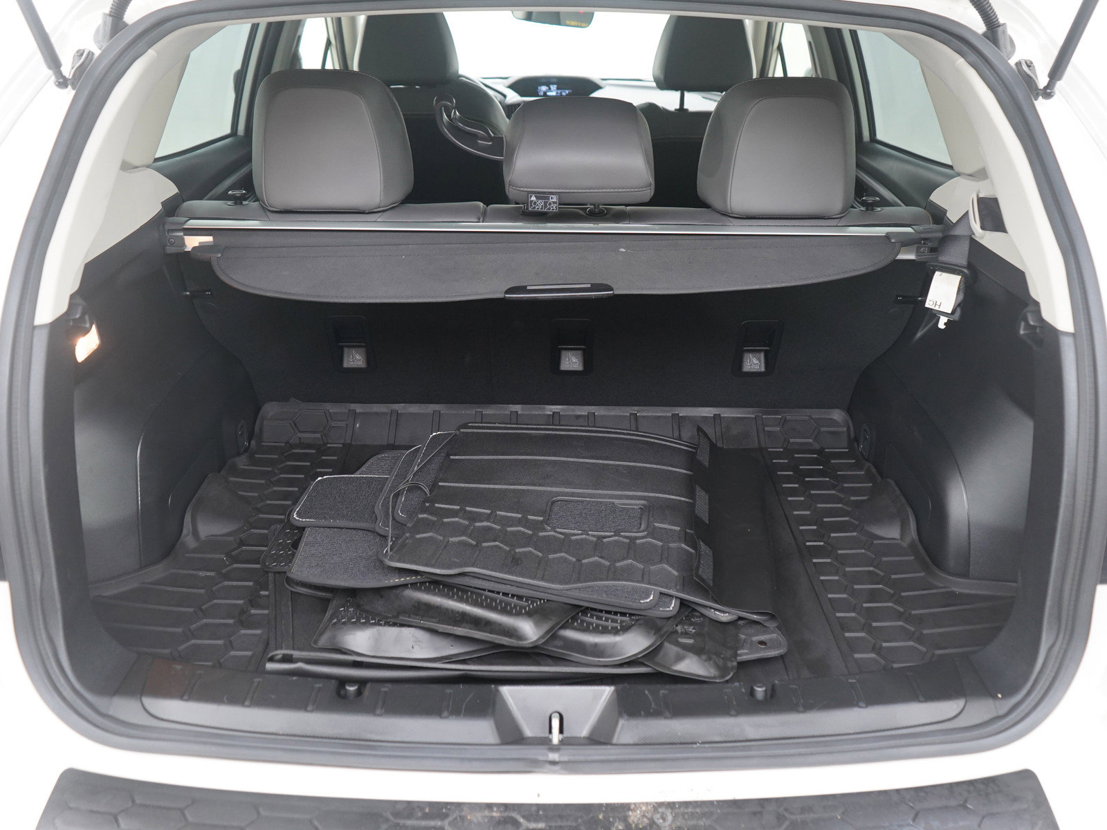 Used 2022 Subaru Crosstrek 2.5i Sport w/ Moonroof Package image 19