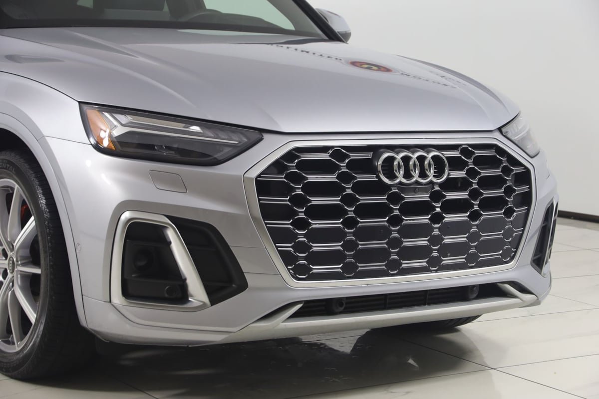 Used 2023 Audi SQ5 Prestige w/ Prestige Package AWD/4WD image 40