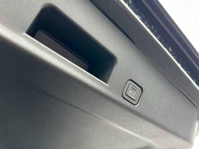 New 2026 Chevrolet Traverse RS w/ LPO, Floor Liner Package image 12