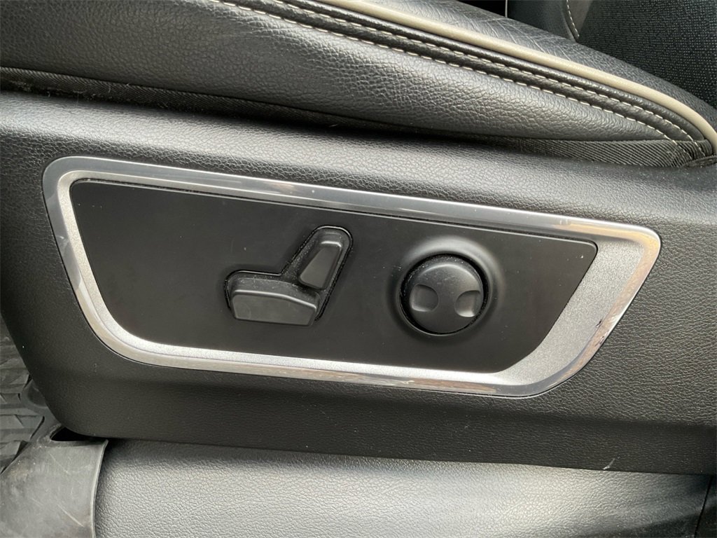 Used 2022 RAM 1500 Laramie image 32