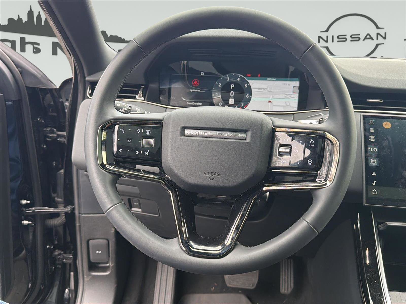 Used 2024 Land Rover Range Rover Evoque S AWD/4WD image 13