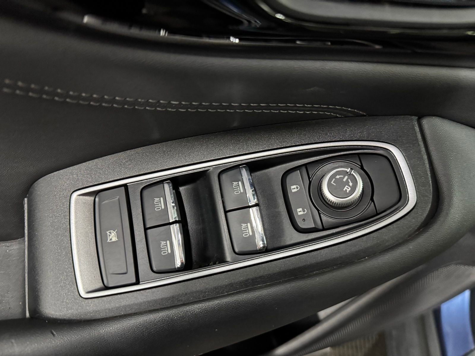 Used 2021 Subaru Outback Limited image 17