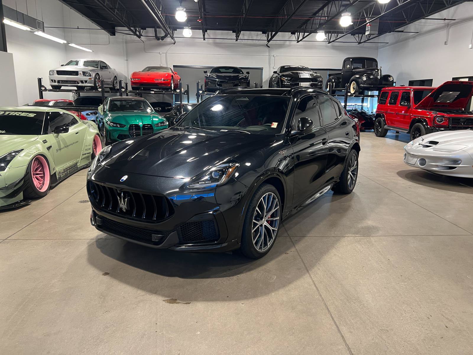 Used 2024 Maserati Grecale Trofeo AWD/4WD image 7