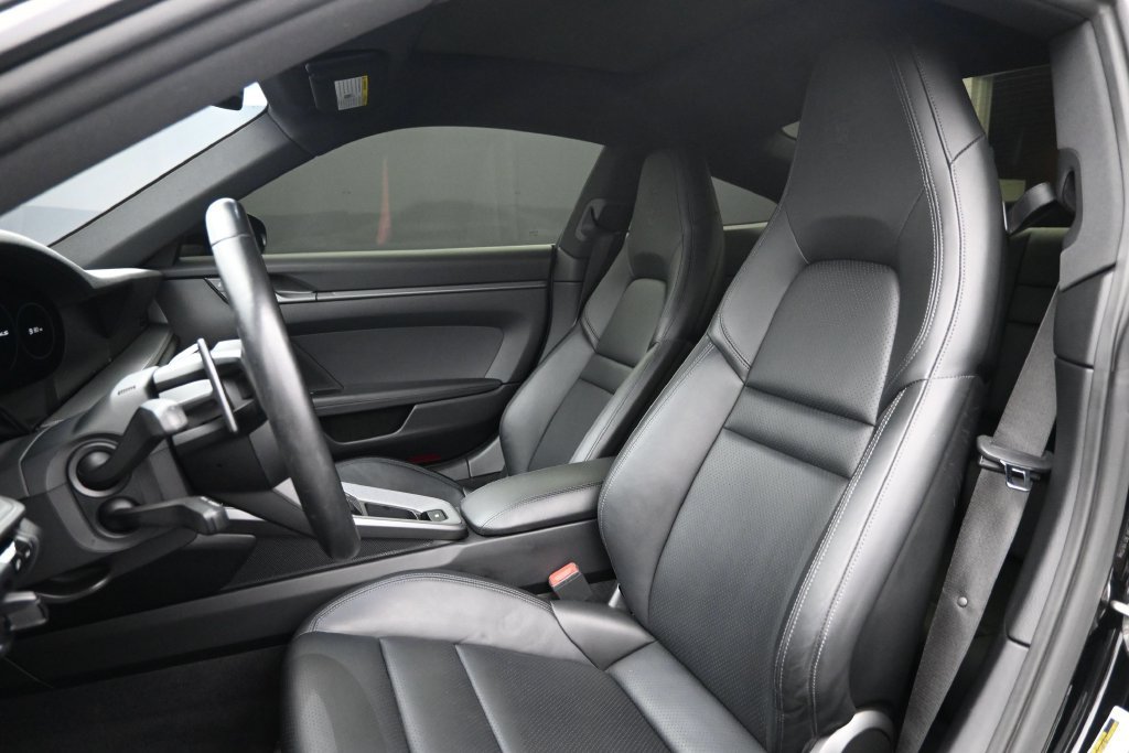 Certified 2020 Porsche 911 Carrera 4S AWD/4WD image 5