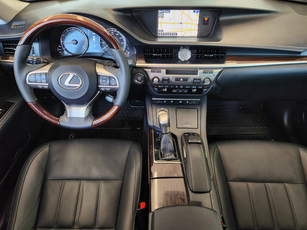 Used 2016 Lexus ES 350 w/ Luxury Package w/Wood Trim FWD image 26