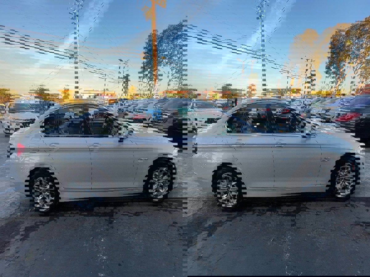 Used 2014 BMW 528i Sedan image 4