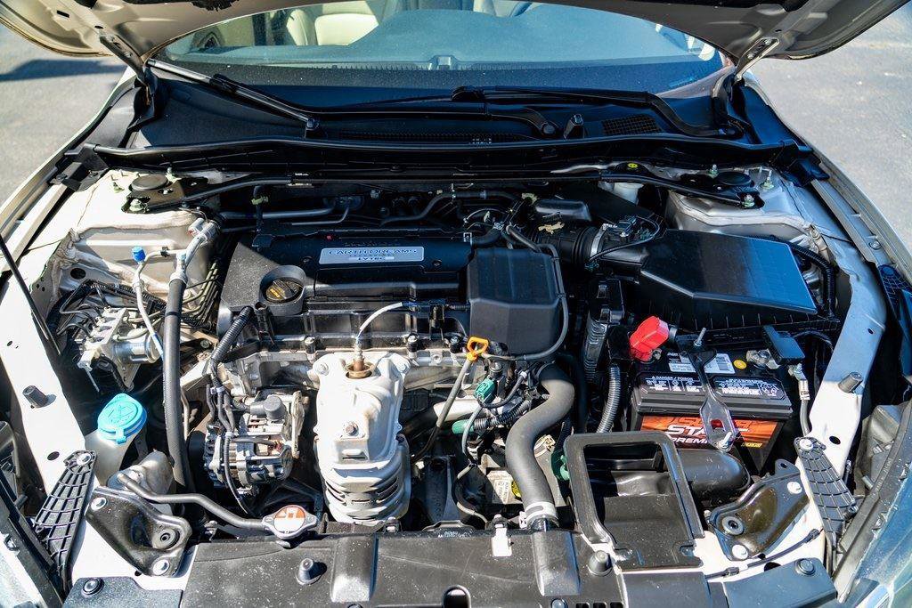 Used 2015 Honda Accord EX-L image 31