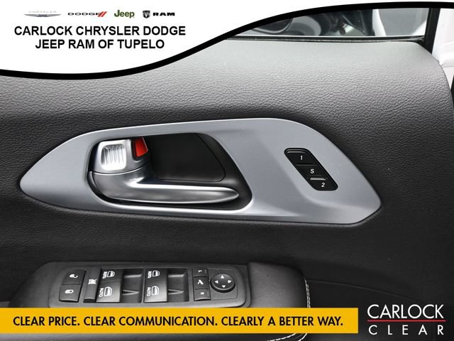 New 2026 Chrysler Pacifica Limited FWD image 15